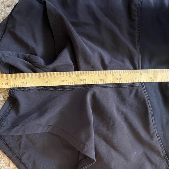 Lululemon Hawaiian Islands Speed Up Short - Picture 7 of 8